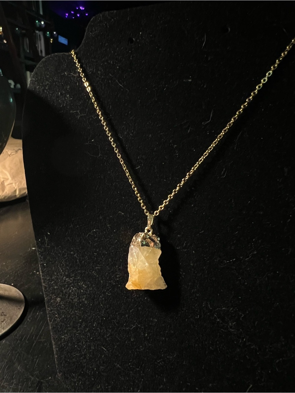 Raw Orange Calcite Gold-Dipped Crystal Pendant Necklace - Picture 4 of 5